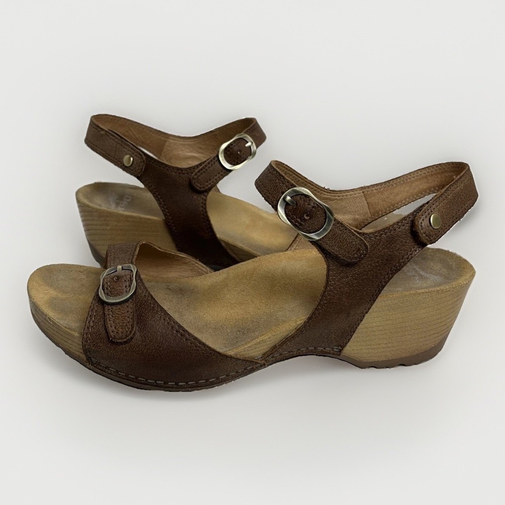 Dansko Tricia Milled Burnished Brown Leather Size 40 US 10 Sandals